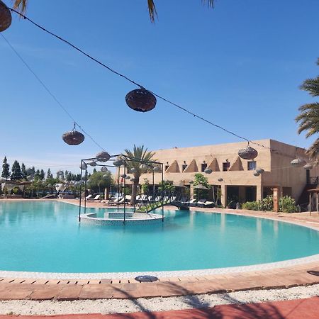 Les Jardins D Amizmiz 6 Piscines Bed & Breakfast Wawizelte Exterior foto
