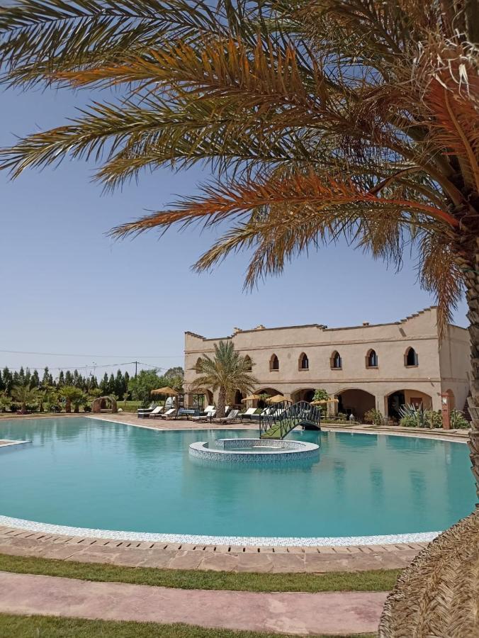 Les Jardins D Amizmiz 6 Piscines Bed & Breakfast Wawizelte Exterior foto