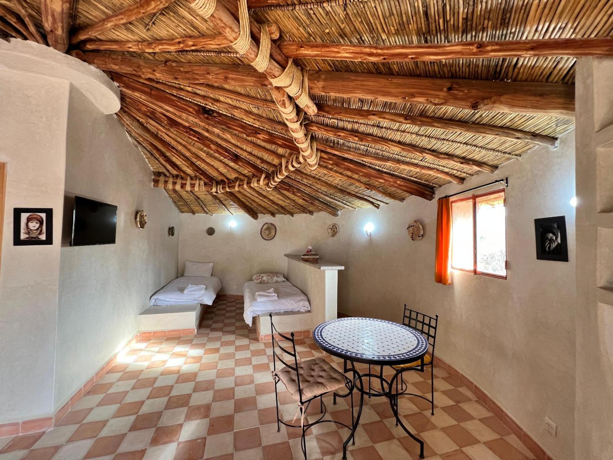 Les Jardins D Amizmiz 6 Piscines Bed & Breakfast Wawizelte Exterior foto