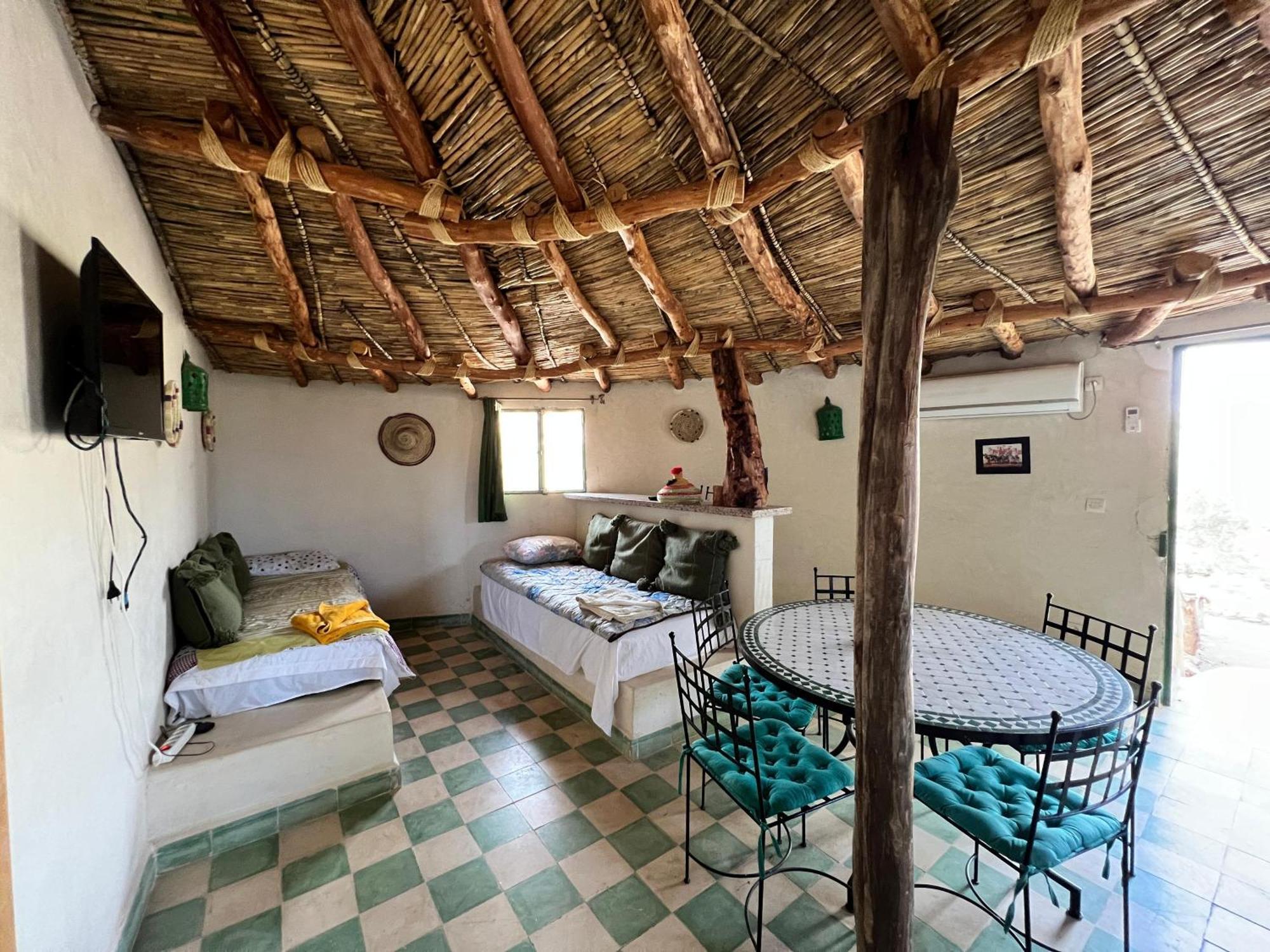 Les Jardins D Amizmiz 6 Piscines Bed & Breakfast Wawizelte Exterior foto