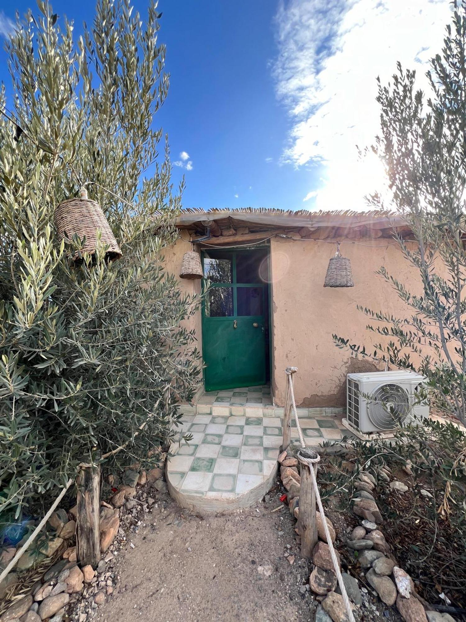 Les Jardins D Amizmiz 6 Piscines Bed & Breakfast Wawizelte Exterior foto