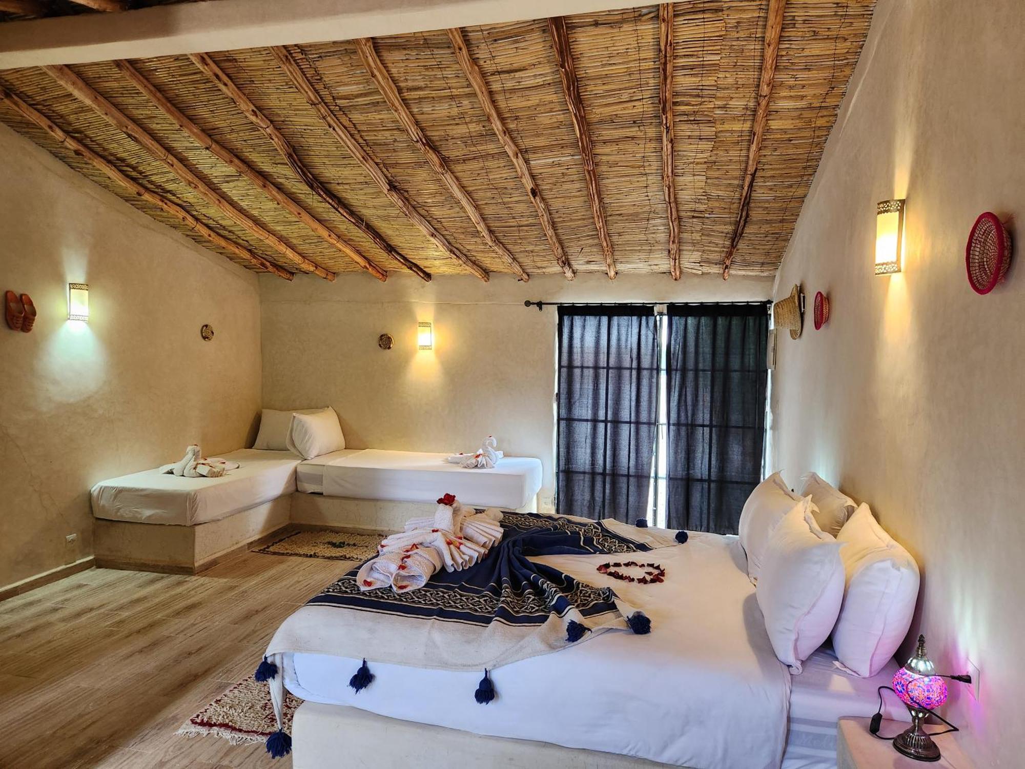 Les Jardins D Amizmiz 6 Piscines Bed & Breakfast Wawizelte Exterior foto