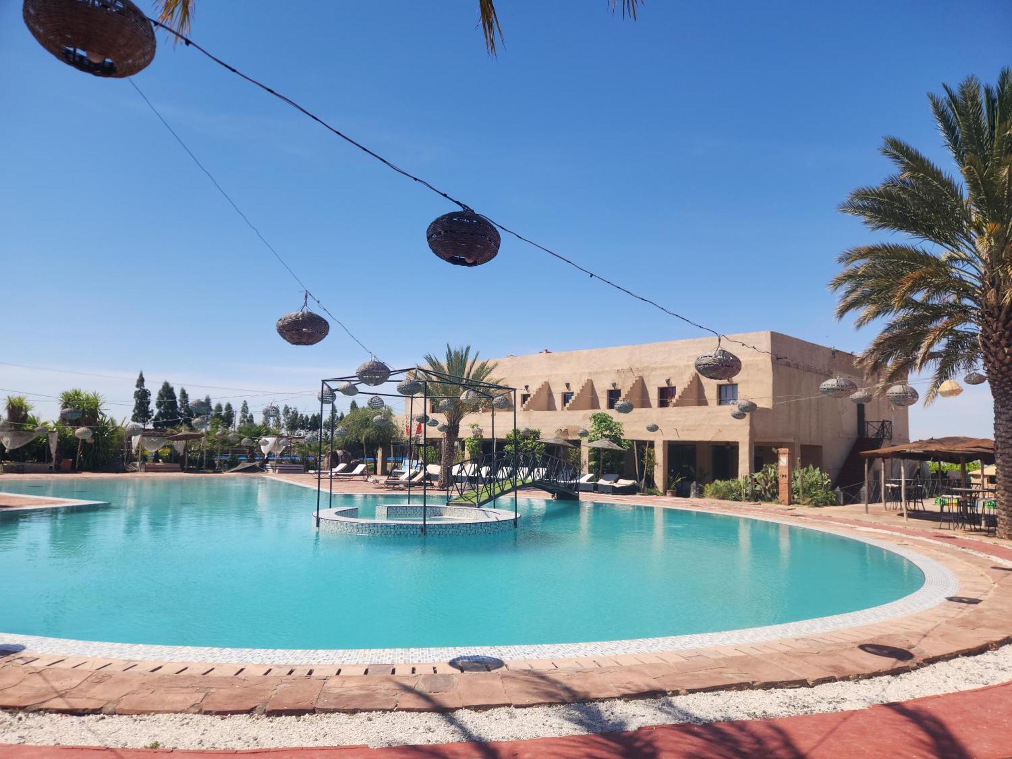 Les Jardins D Amizmiz 6 Piscines Bed & Breakfast Wawizelte Exterior foto